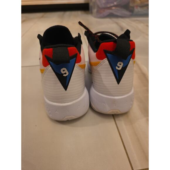 Nike Jordan Zoom ‘92 Women's Size 9 White Black Siren Red Yellow CK9184-102 - Picture 8 of 16